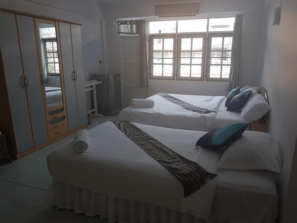 Chaam Guesthouse Cha-Am Buitenkant foto