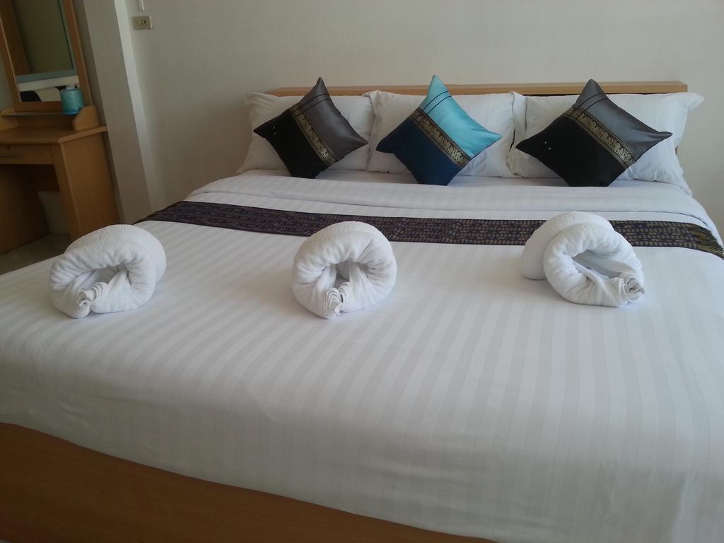 Chaam Guesthouse Cha-Am Buitenkant foto