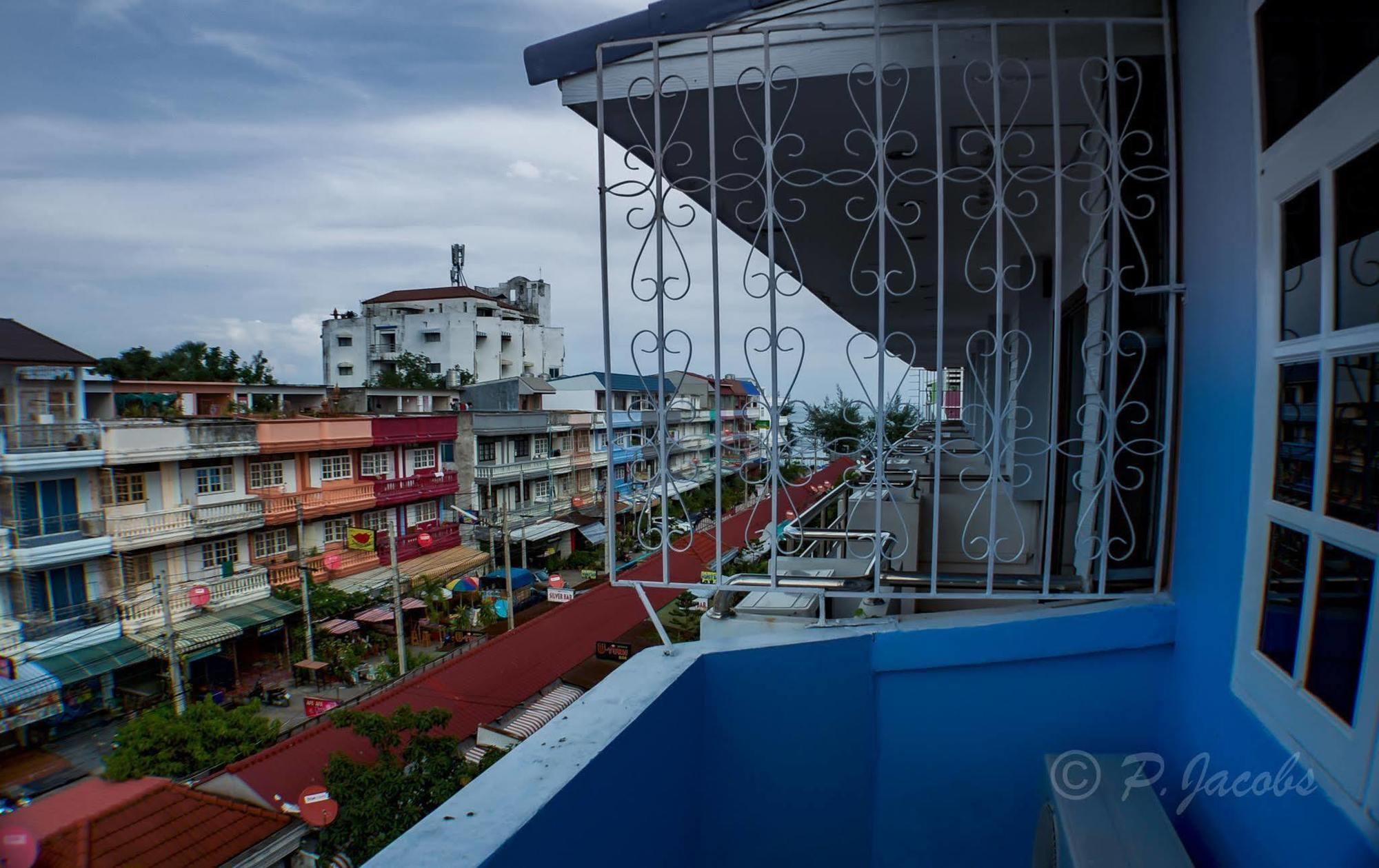 Chaam Guesthouse Cha-Am Buitenkant foto