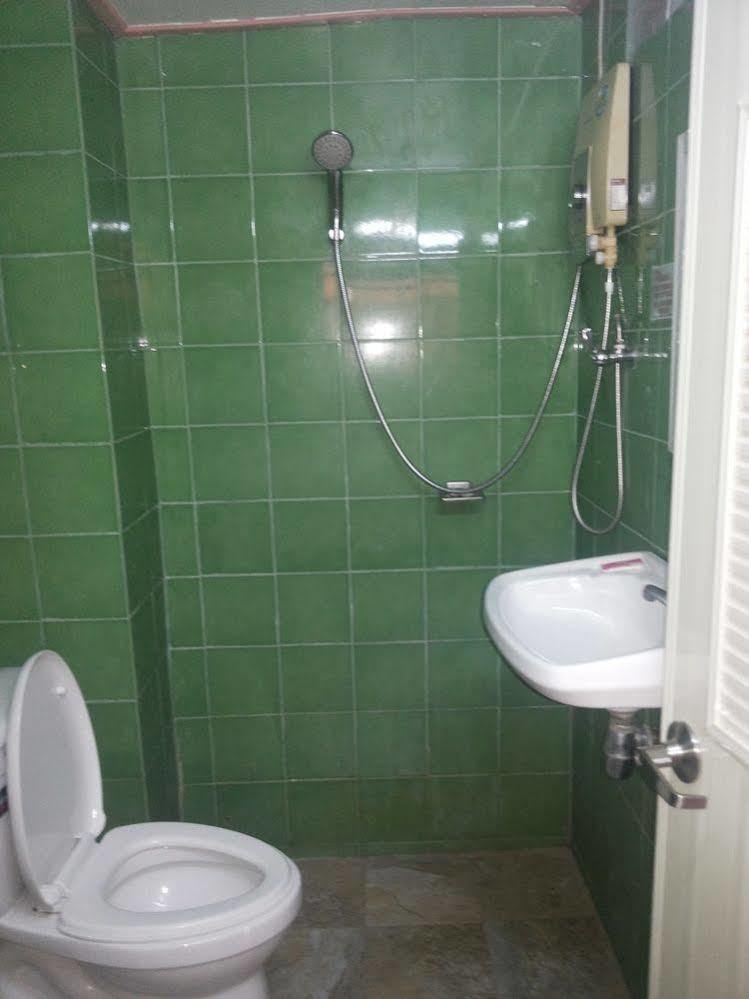 Chaam Guesthouse Cha-Am Buitenkant foto
